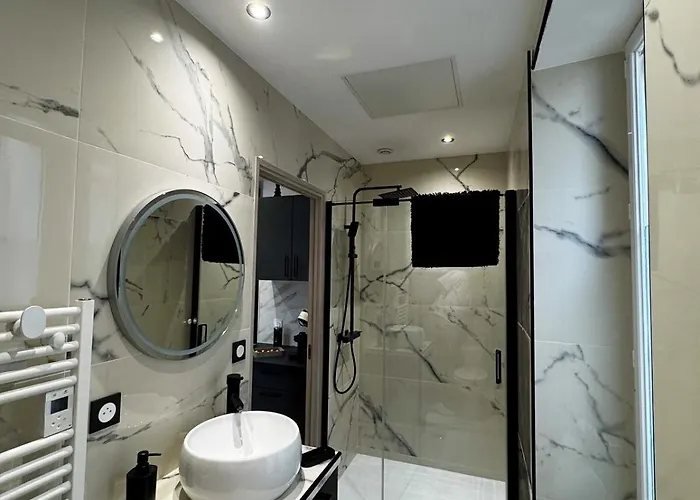 Cosy Face Au Château De Lourdes